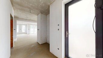 AVE estate ponúka na predaj 4 izbové rodinné domy v tichej l