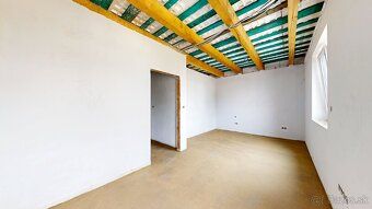 AVE estate ponúka na predaj 4 izbové rodinné domy v tichej l