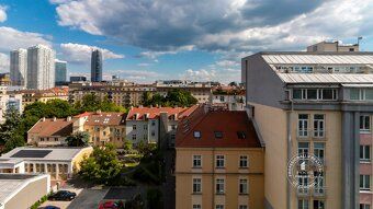 360° VIRTUÁLNU PREHLIADKU NÁJDETE NA: https://info.axisreal.