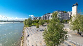 360° VIRTUÁLNU PREHLIADKU NÁJDETE NA: https://info.axisreal.