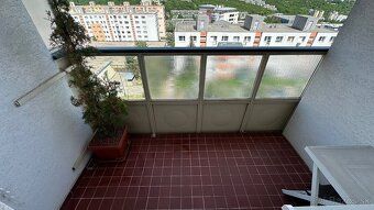 Na prenájom 3-izbový byt
LOKALITA Bratislava – Karlova Ves, 