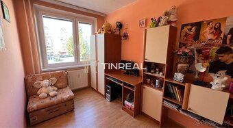 Na predaj 3-izbový byt v lokalite Sídlisko II, ulica Palárik