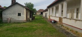 Predám stavebný rovinatý pozemok v obci Horný Ohaj v tichej 