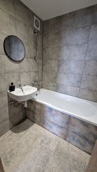 Na predaj moderný 3-izbový byt s výmerou 65 m² na sídlisku 1
