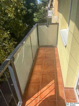 Ponúkame na predaj 3-izbový byt s výmerou 65 m² v pôvodnom, 