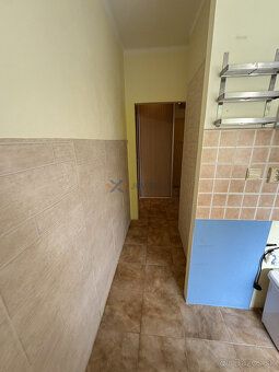 Hľadáte bývanie v pokojnej lokalite plnej zelene, no zároveň