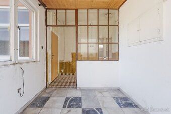 LOKALITA - Trnava
Ponúkame na predaj priestranný rodinný dom