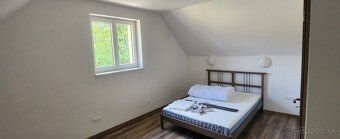 Ponúkame na predaj modernú novostavbu rodinného domu, vo fáz