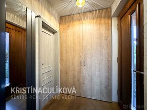Ponúkam Vám na predaj trojizbový investičný apartmán v novov