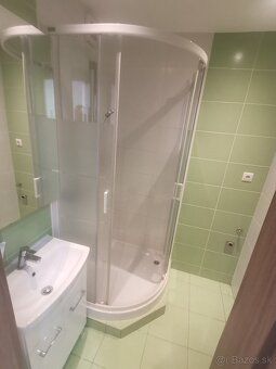Na predaj:3-izbový byt s balkónom v Lučenci – Rúbanisko I
Po
