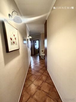 Typ: Rodinný dom Obec: Bánovce nad Bebravou
🏡 Sídlo plné sve