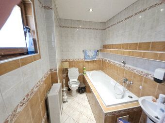 Typ: Reštaurácia Ulica: Podkolibská Mestská časť: Koliba Obe