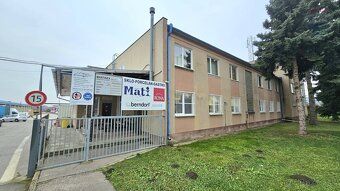 Realitná kancelária RE/MAX ponúka na prenájom kancelárske pr
