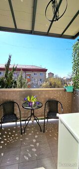Typ: 2-izbový byt Obec: Rimavská Sobota
ID:217-112-ANOE
VIDE