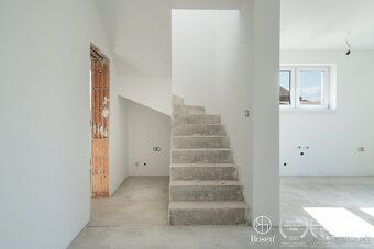 BOSEN GROUP Vám ponúka na predaj 5-izbový rodinný dom v dvoj
