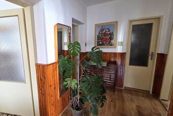 Ponúkame na predaj jednoposchodový rodinný dom v meste Medzi