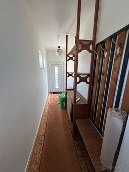 Rodinný dom v Jarovciach, ul. Rastlinná
Ponúkame na predaj p