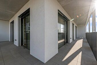Ponúkam Vám na predaj elegantný a štýlovo zariadený 3-izbový