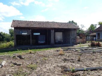 Typ: Farmárska usadlosť Ulica: Martovce Obec: Martovce
Exluz