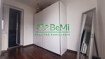 Ponúkame Vám na predaj útulný rodinný domček po celkovej rek
