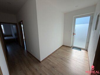 Ponúkame na predaj 3-izbový byt s vlastnými parkovacími mies