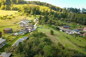 STAVEBNÝ POZEMOK LIETAVA – MAJER | 1 542 m² a viac Georgi Co