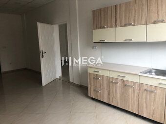 🏢 SKVELÁ PONUKA – POLYFUNKČNÝ OBJEKT NA PREDAJ | SNINA
🔹 Lok