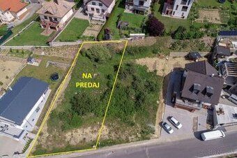 Predám pozemok (trvalý trávnatý porast) v Kežmarku. Cena 2e 