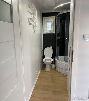 Ponúkam na predaj kompletne zariadený a klimatizovaný mobiln