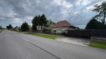 F439-14-MAT3 
Na predaj stavebný pozemok v obci Veľká Maňa, 