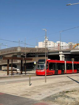 Ponúkame na prenájom svetlý a moderne zariadený 2-izbový byt