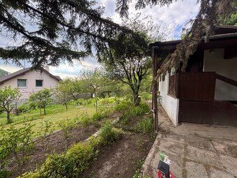 Predaj udržiavanej chatky s rekreačným pozemkom 496m2 vrátan