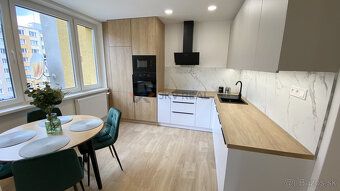 Hľadáte bývanie, ktoré spája moderný dizajn, kvalitu a výbor
