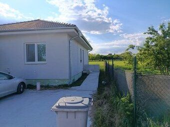 🏡 NOVOSTAVBA RODINNÉHO DOMU – ČENKOVCE 🏡 Moderný 4-izbový do