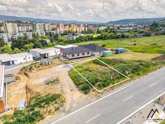 Pozemok vám poskytuje výmeru 656 m², kde sa dá naozaj postav