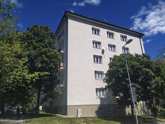 Ponúkame na prenájom 2-izbový byt s výmerou 40 m² v Bratisla