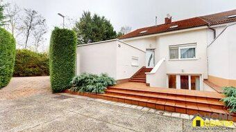 NOVOSTAVBA 4-IZBOVÉHO MODERNÉHO BUNGALOVU S DVOJGARÁŽOU – NA