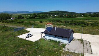SKLADY, VÝROBA = NOVÝ priemyselný areál, Malá Tŕňa, TOKAJ
Na