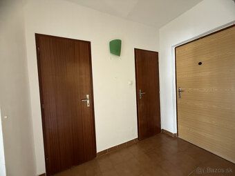 Typ: 2-izbový byt Ulica: SNP Obec: Trenčianske Teplice
Ponúk