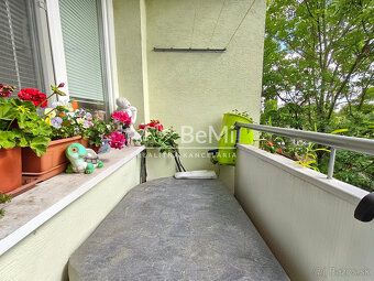 Typ: 3-izbový byt Ulica: Dopravná Obec: Levice
Exkluzívne po
