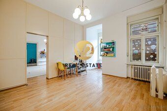 Juraj Kolárik +421 918 938 737 e-mail:
V2 Real Estate ponúka