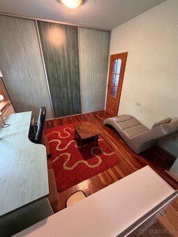 Ponúkame na predaj alebo do nájmu 3-izbový byt s balkónom s 