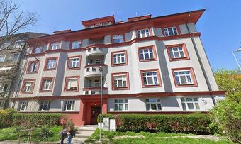 Prenajmem slnečný 2 izb. byt slušnému páru. Byt má 57m². Je 