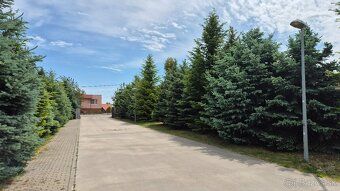 Ponúkame na predaj stavebný pozemok o výmere 714 m2 so všetk