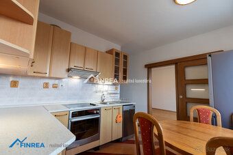 Ponúkame na prenájom priestranný 3-izbový byt v Dolnom Kubín