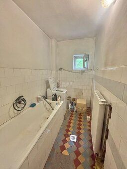 Reality Rent Vám ponúka na predaj pôvodný rodinný dom s prie