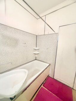 1. Reality Rent Vám ponúka na predaj priestranný 3+1 byt s v