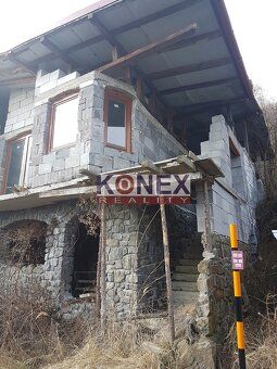 ID:7665
 - obec je vzdialená od mesta Humenné len 4km, - roz