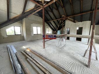 ID:7776
 
 - obec je vzdialená 16 km od Vranova nad Topľou, 
