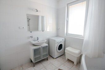 Základné informácie Ovručská 7, Nové Mesto, Bratislava III 6